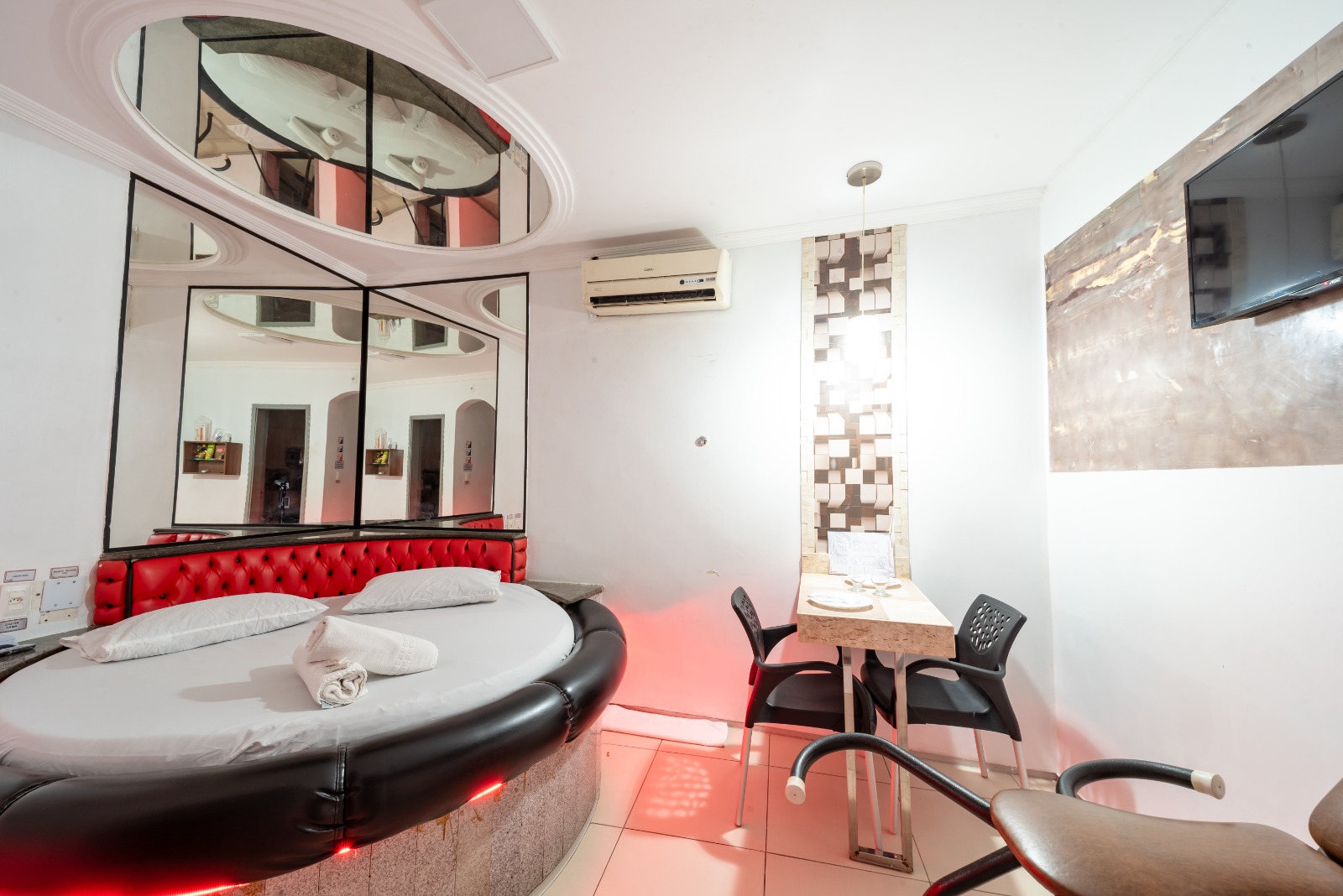 Suite Luxo - Delirius Motel Sensation (2)